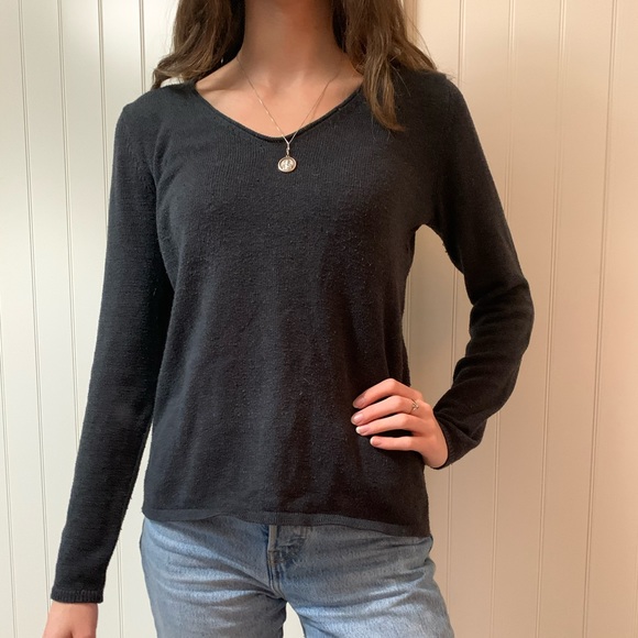 Women’s Scoop Neck Sweater - Picture 2 of 5